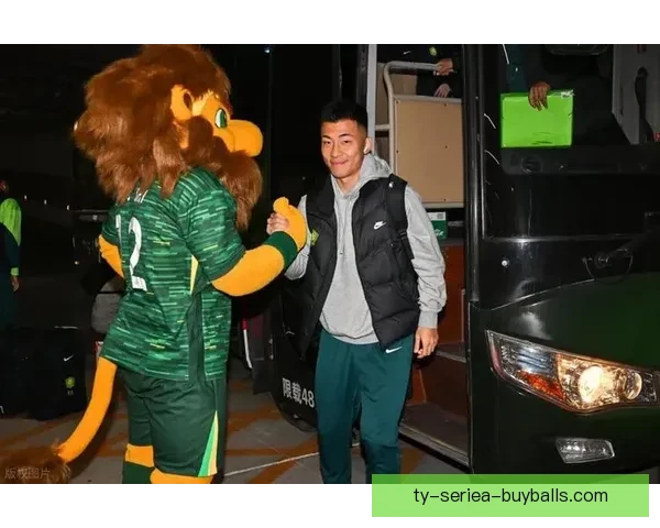 国安何宇鹏左足骨折 将回京手术